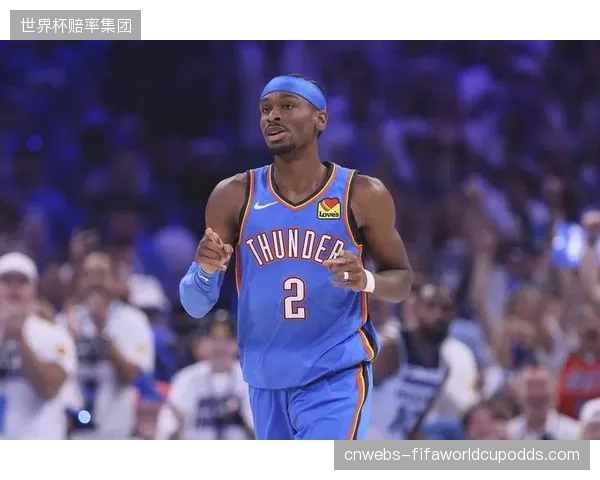 NBA2026赛季引入的自动化出界判罚系统，正将裁判的精力从客观事实判断转向更为复杂的主观犯规博弈